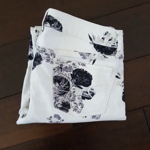 American Eagle Floral Stretch Jeggings